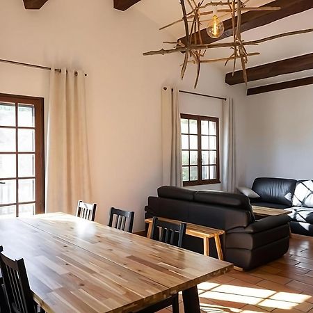 Mas Provencal De 120M2 En Camargue, Avec Piscine Et Parking Inclus, Ideal Pour Des Vacances Arles Exteriér fotografie