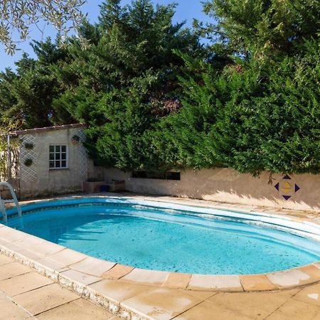 Mas Provencal De 120M2 En Camargue, Avec Piscine Et Parking Inclus, Ideal Pour Des Vacances Arles Exteriér fotografie