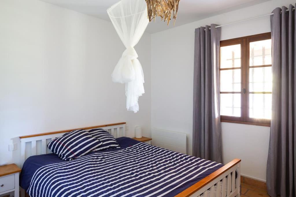 Mas Provencal De 120M2 En Camargue, Avec Piscine Et Parking Inclus, Ideal Pour Des Vacances Arles Exteriér fotografie
