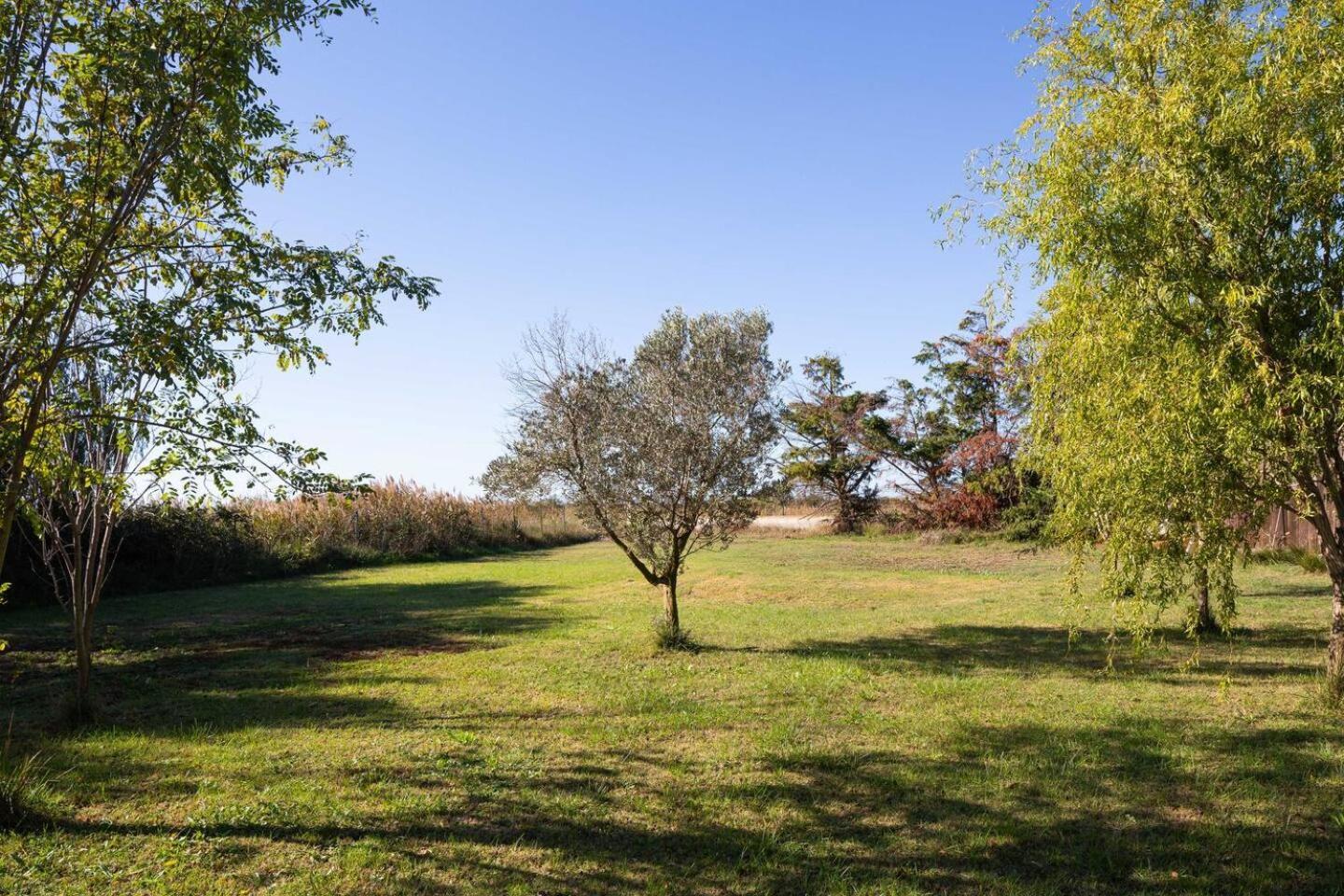 Mas Provencal De 120M2 En Camargue, Avec Piscine Et Parking Inclus, Ideal Pour Des Vacances Arles Exteriér fotografie